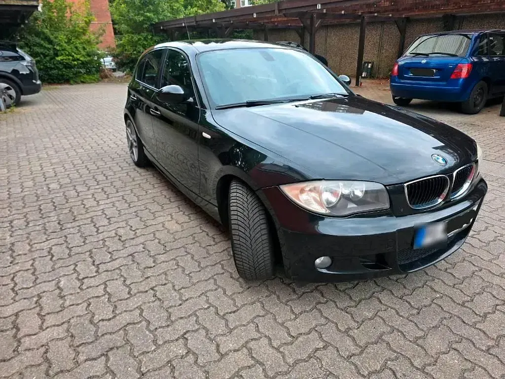 Gebraucht BMW 116 M Sport 122 PS (89 kW) 2009 Schwarz Kleinwagen