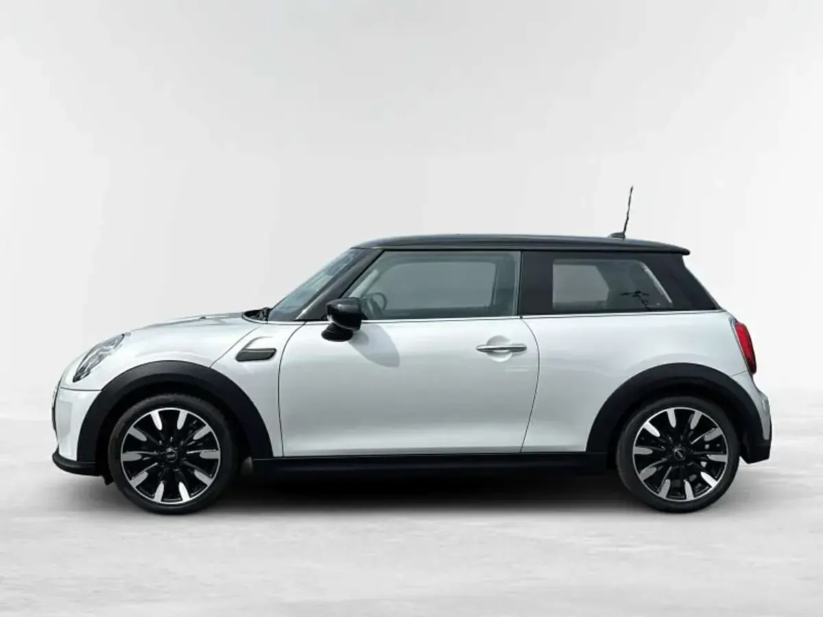 Gebraucht Mini Cooper 136 PS (100 kW) 2021 Silber Kleinwagen
