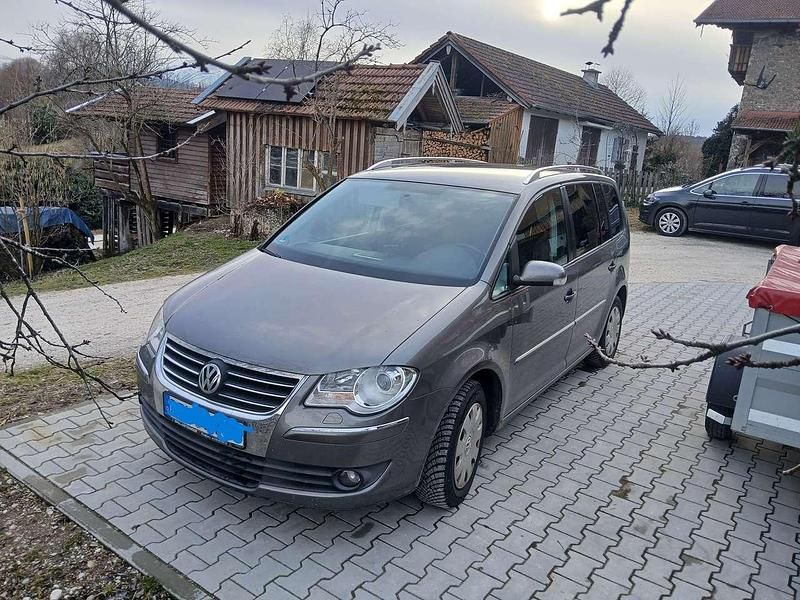 Gebraucht VW Touran Trendline 140 PS (102 kW) 2008 Grau Van / Kleinbus