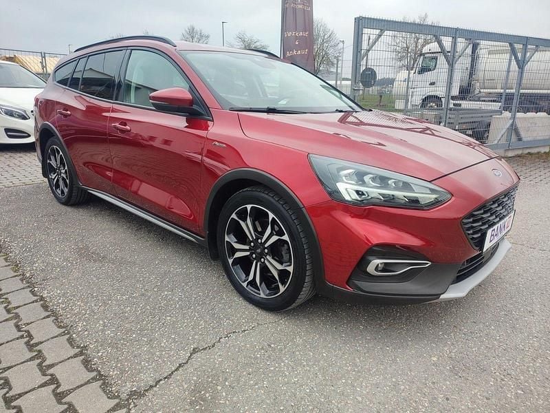 Gebraucht Ford Focus Active 125 PS (91 kW) 2019 Rot Kombi