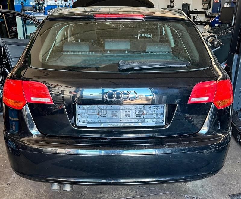 Second-hand Audi A3 140 CP (102 kW) 2008 Negru Hatchback