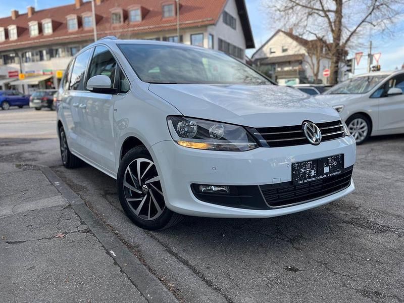 Gebraucht VW Sharan Comfortline 220 PS (161 kW) 2018 Weiß Van / Kleinbus