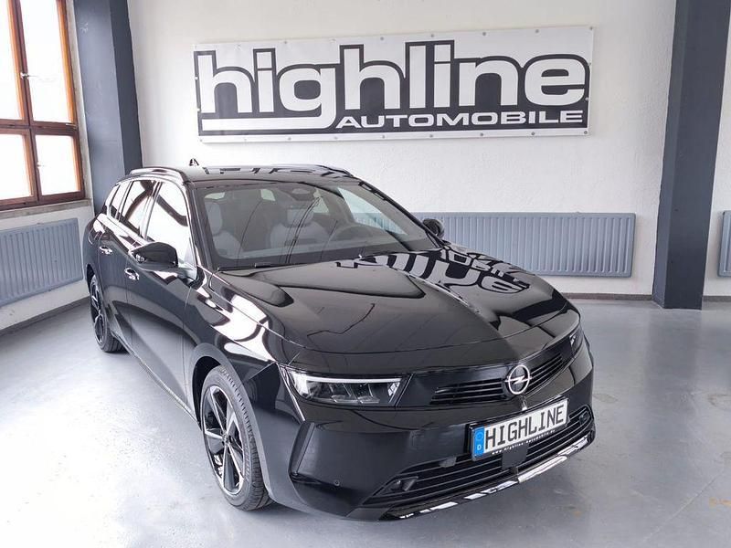 Schwarz Neu 2025 Opel Astra Kombi | 26.490 € (Superpreis) - Bild 1/4