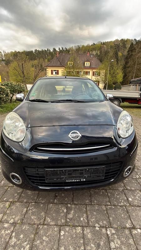 Gebraucht Nissan Micra 80 PS (58 kW) 2012 Schwarz Kleinwagen