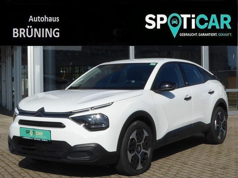 Weiß Gebraucht 2024 Citroën C4 PureTech Limousine | 15.880 € (Guter Preis) - Bild 1/4