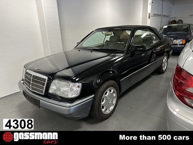 Schwarz Gebraucht 1995 Mercedes E320 Cabrio | 24.900 € - Bild 1/4