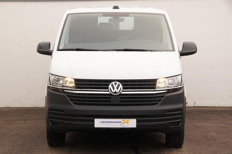 Gebraucht VW Transporter 150 PS (110 kW) 2024 Weiß Van