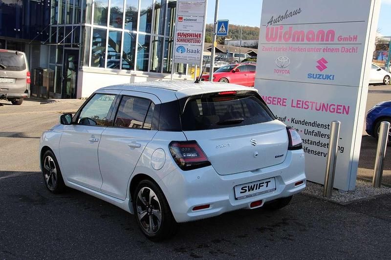 Neu Suzuki Swift Comfort+ 83 PS (61 kW) 2026 Weiß Kleinwagen
