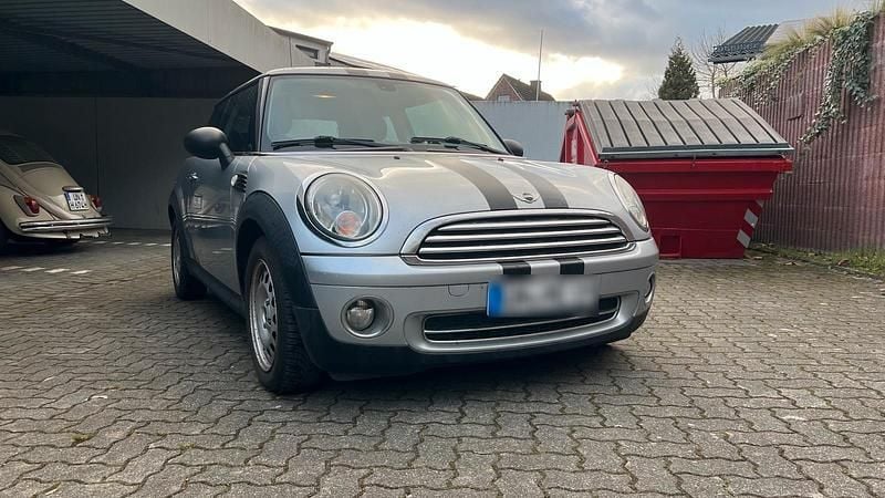 Gebraucht Mini Cooper 75 PS (55 kW) 2009 Silber Kleinwagen