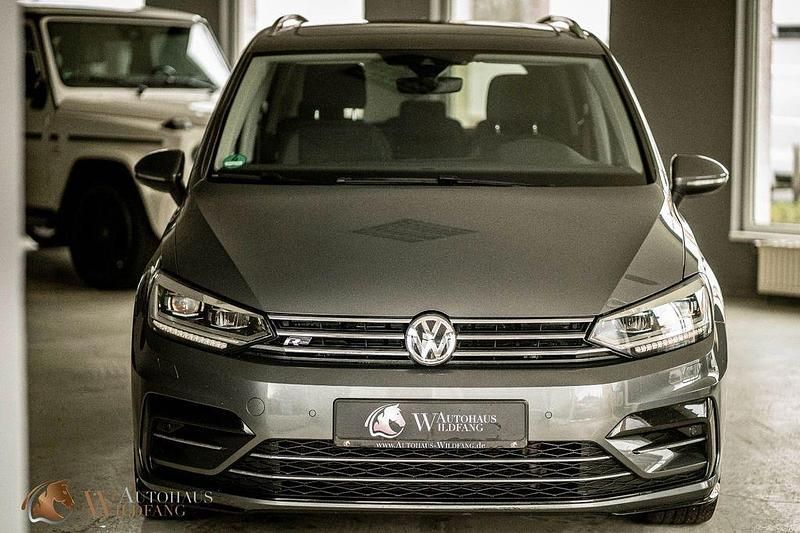 Gebraucht VW Touran Join 150 PS (110 kW) 2019 Grau Van / Kleinbus