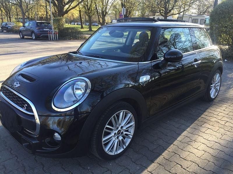 Usado Mini Cooper S 192 HP (141 kW) 2016 Preto Citadino