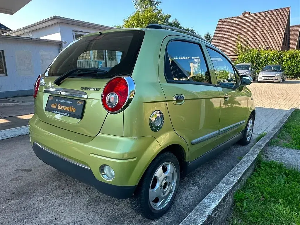 Gebraucht Chevrolet Matiz SE 67 PS (49 kW) 2010 Gelb Kleinwagen