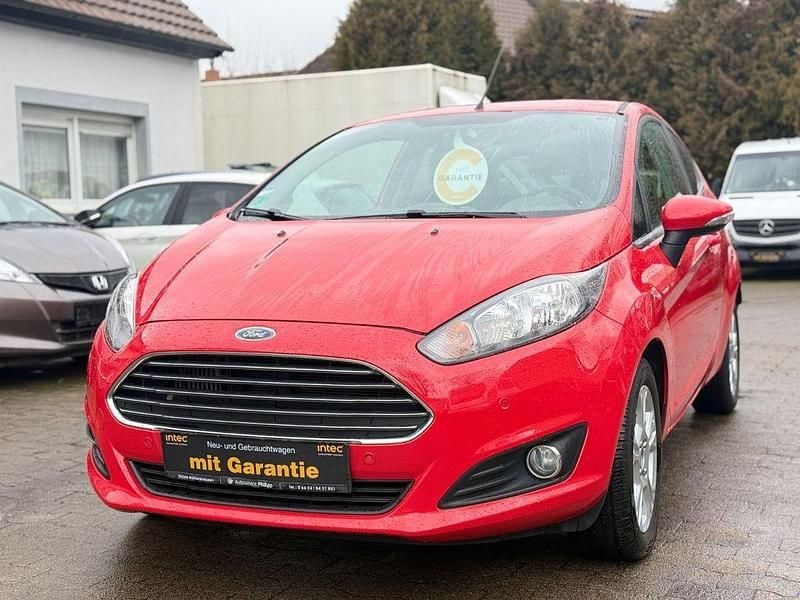 Gebraucht Ford Fiesta SYNC Edition 101 PS (74 kW) 2013 Rot Kleinwagen