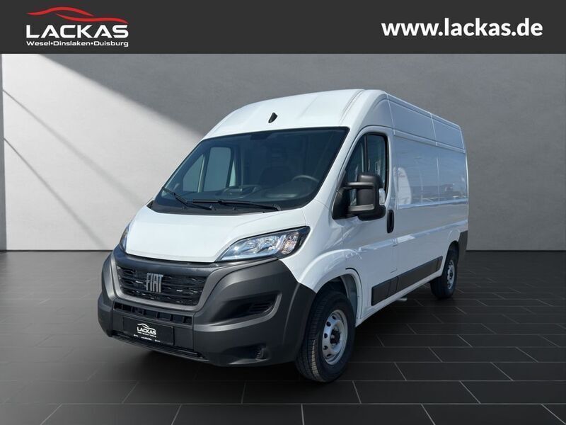 Weiß Gebraucht 2023 Fiat Ducato Van | 30.990 € (Guter Preis) - Bild 1/4