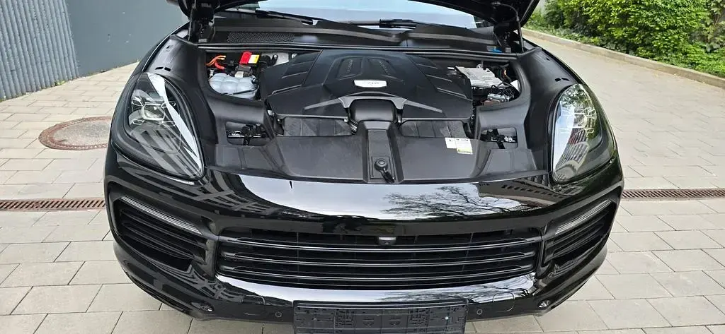Gebraucht Porsche Cayenne S 441 PS (324 kW) 2019 Schwarz SUV