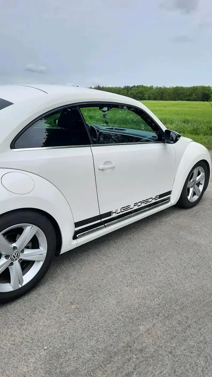 Używany VW Beetle Sport 140 KM (102 kW) 2012 Biały Hatchback