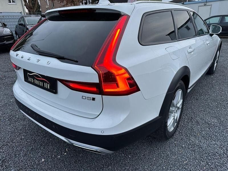 Gebraucht Volvo V90 CC Basis 235 PS (172 kW) 2017 Weiß Kombi