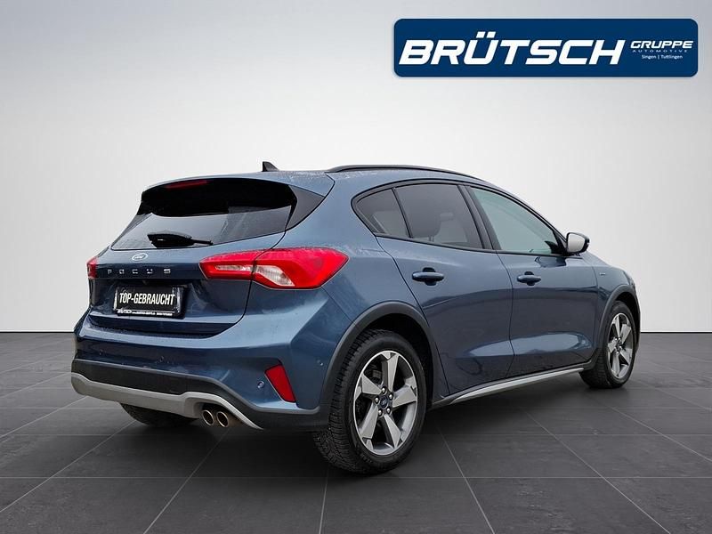 Gebraucht Ford Focus Active 150 PS (110 kW) 2019 Chromablau metallic Limousine