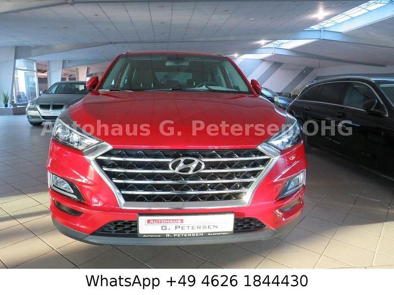 Gebraucht Hyundai Tucson 132 PS (97 kW) 2020 Rot SUV