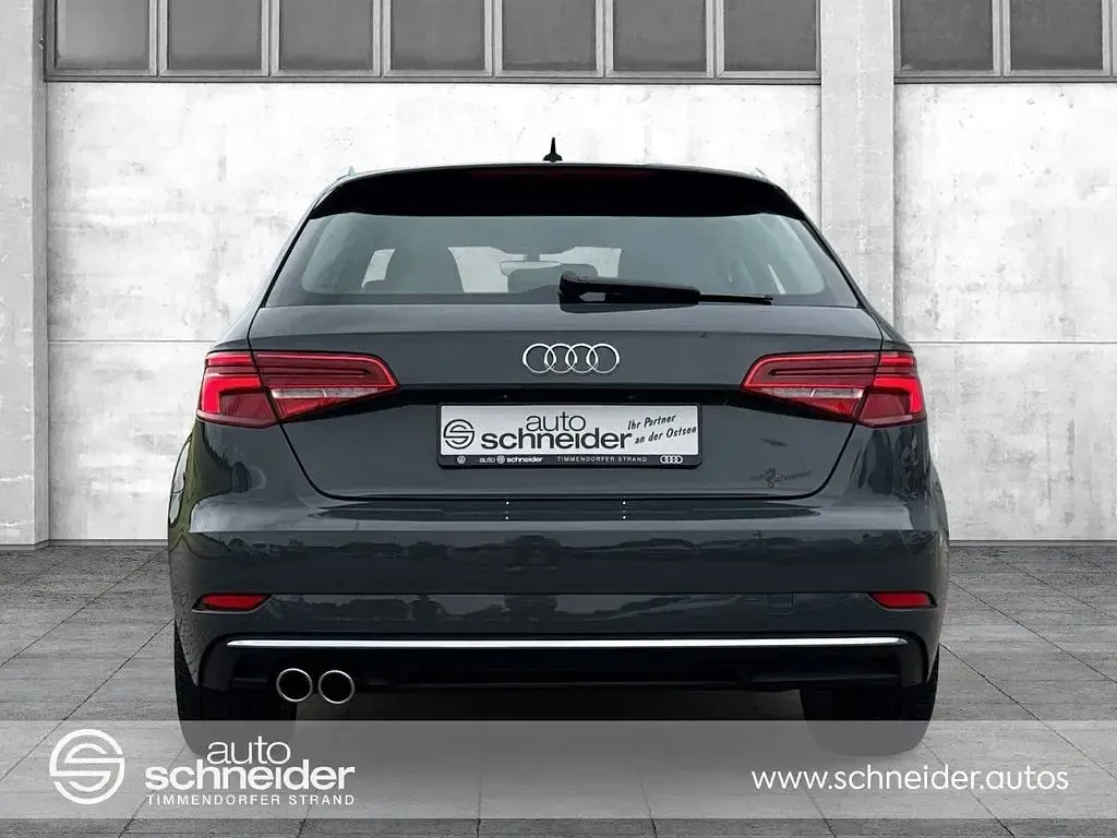 Gebraucht Audi A3 Design 150 PS (110 kW) 2020 Grau Limousine