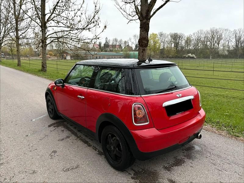 Gebraucht Mini Cooper D 108 PS (79 kW) 2010 Rot Kleinwagen