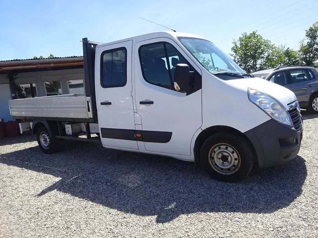 Używany Opel Movano 131 KM (96 kW) 2017 Biały Minivan