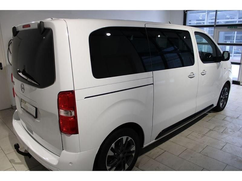 Gebraucht Opel Zafira Life 177 PS (130 kW) 2023 Weiß Van / Kleinbus