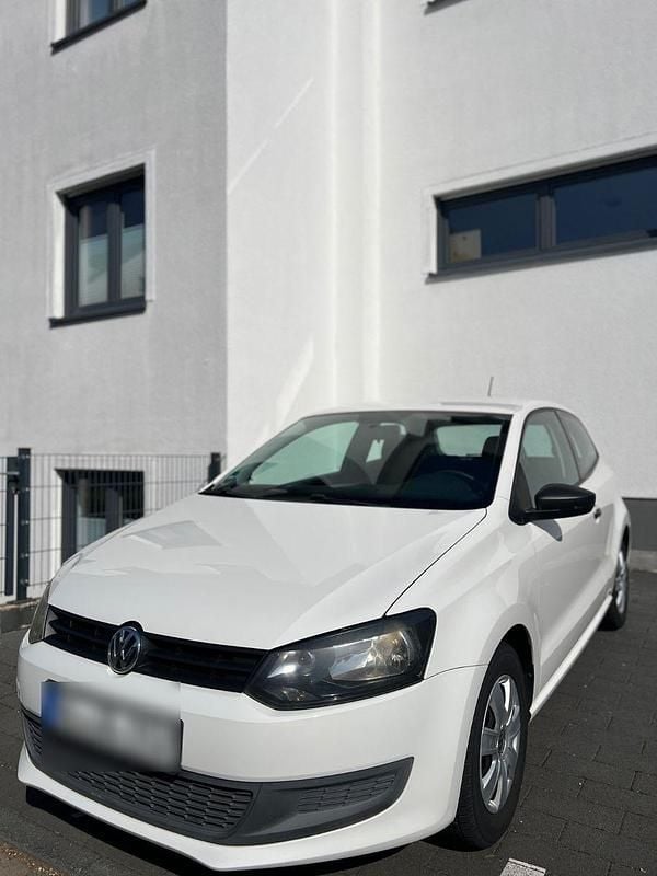 Second-hand VW Polo 60 CP (44 kW) 2010 Alb Hatchback