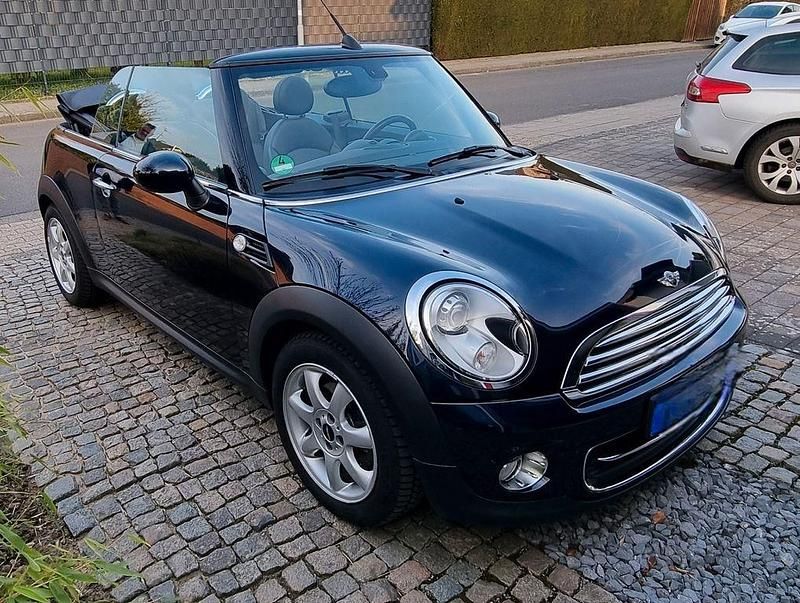Gebraucht Mini Cooper Cabriolet 122 PS (89 kW) 2012 Blau Cabrio