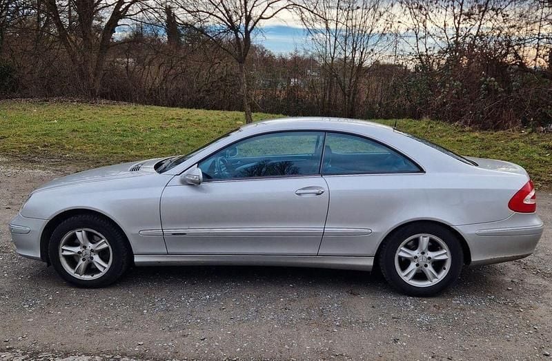 Gebraucht Mercedes CLK240 Avantgarde 170 PS (125 kW) 2004 Silber Coupé