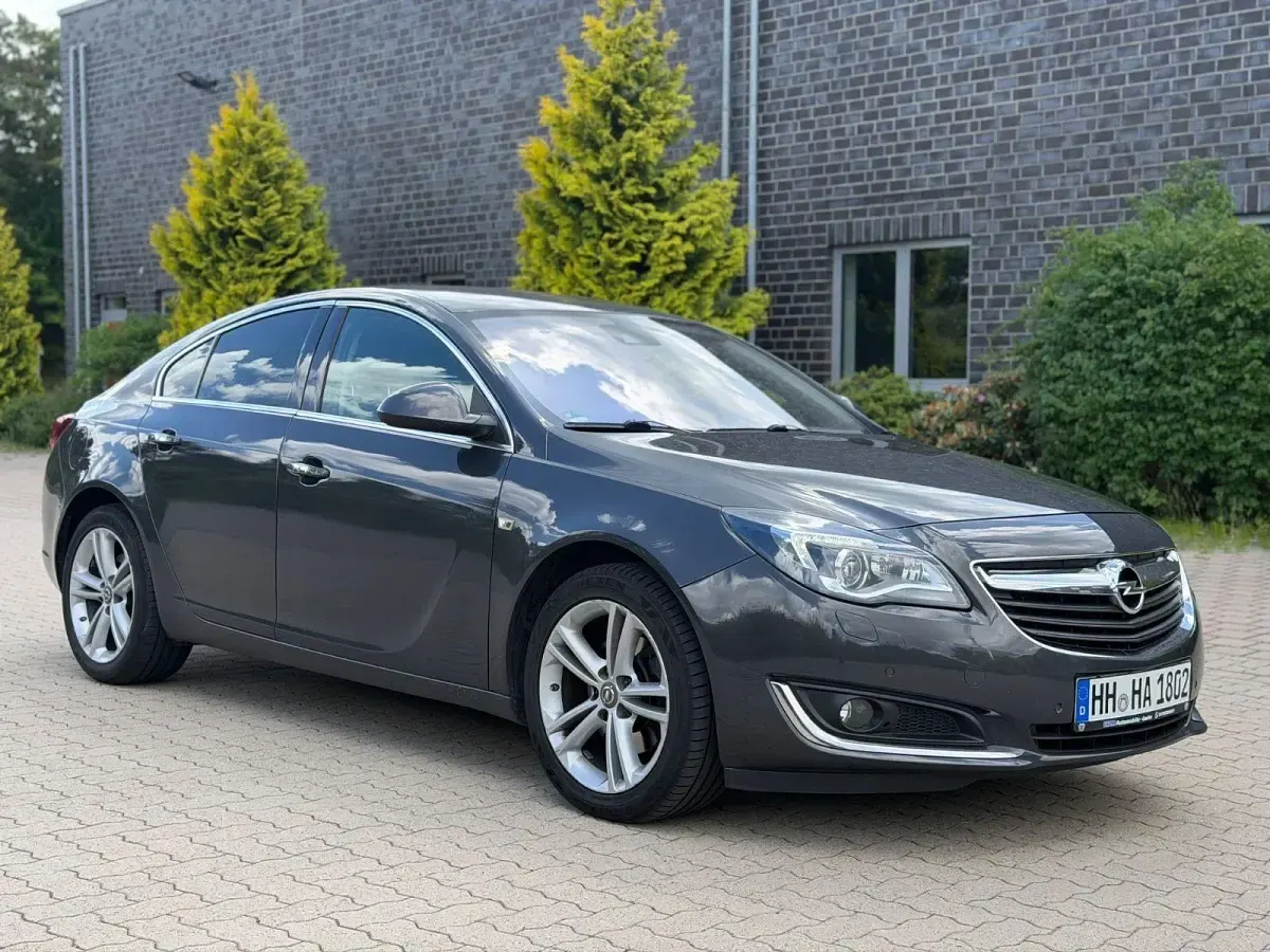 Gebraucht Opel Insignia 170 PS (125 kW) 2015 Grau Limousine