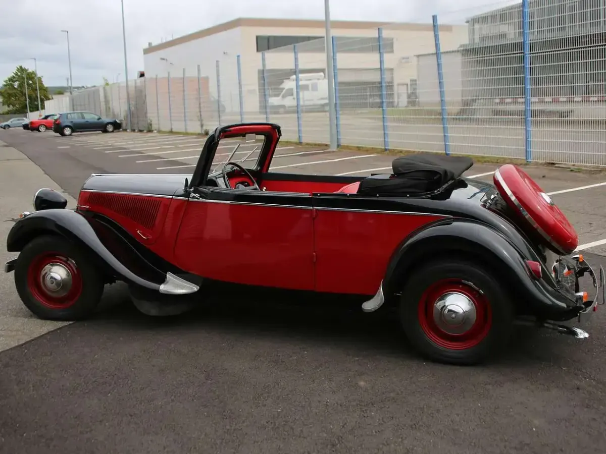 Gebraucht Citroën Traction Avant 56 PS (41 kW) 1952 Schwarz Cabrio