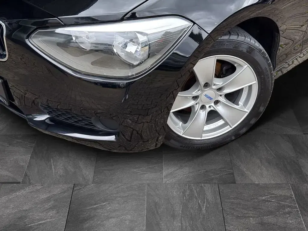 Gebraucht BMW 114 Sport Line 102 PS (75 kW) 2012 Schwarz Kleinwagen