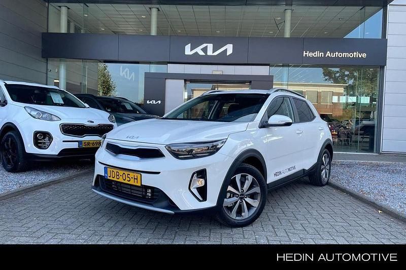 Gebraucht Kia Stonic 101 PS (74 kW) 2025 Weiß SUV