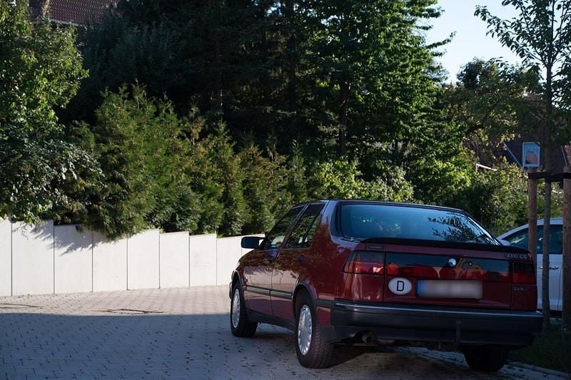 Gebraucht Saab 9000 146 PS (107 kW) 1992 Rot Limousine