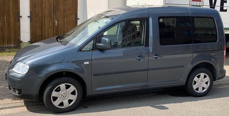 Grau Gebraucht 2010 VW Caddy Life Van / Kleinbus | 5.500 € (Fairer Preis) - Bild 1/4