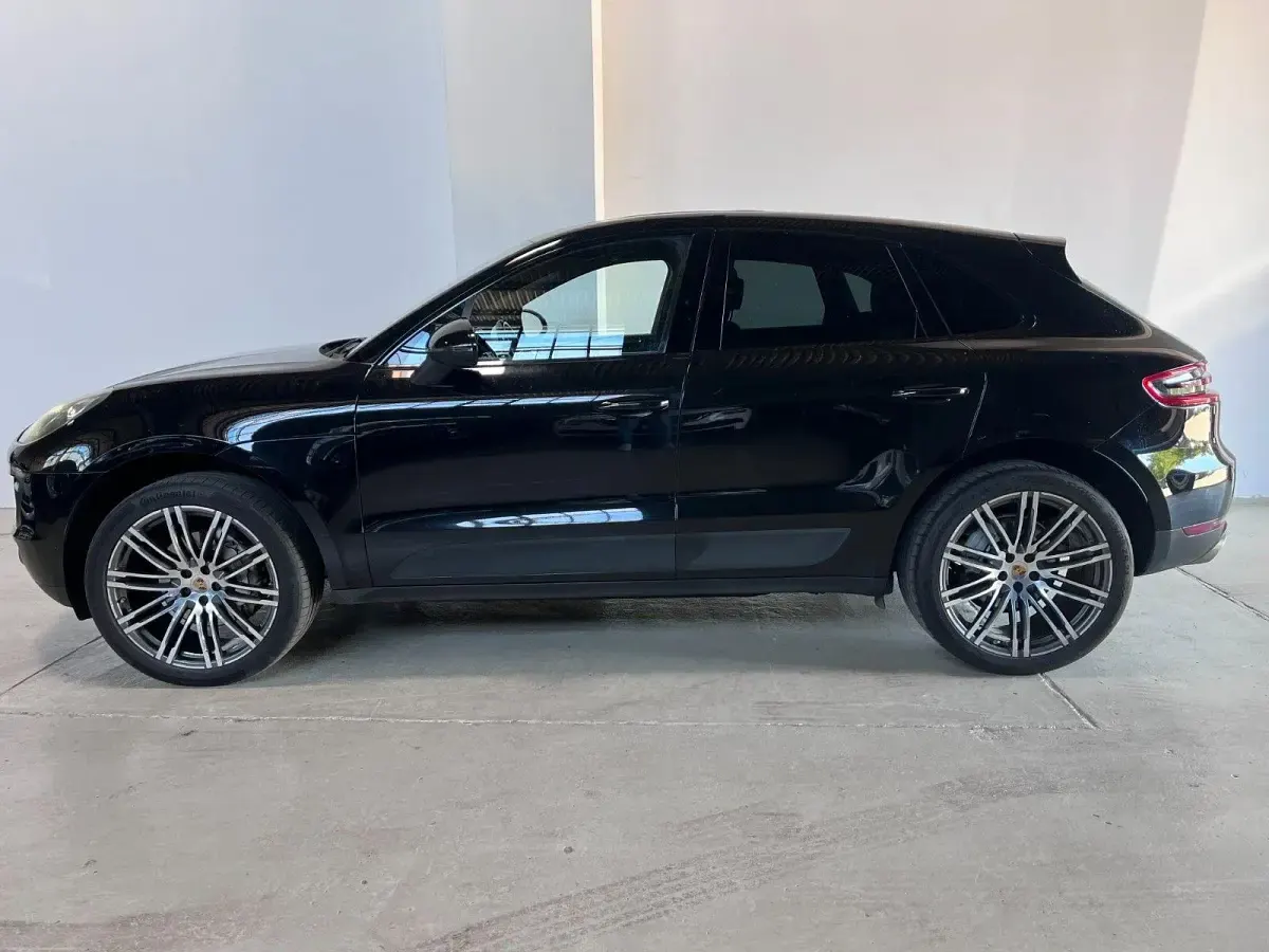 Gebraucht Porsche Macan 258 PS (189 kW) 2015 Schwarz SUV