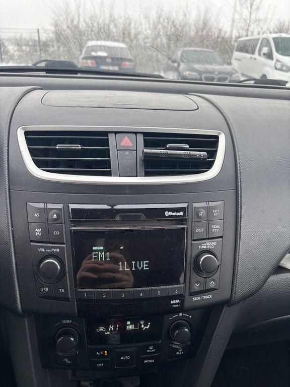 Gebraucht Suzuki Swift Sport 136 PS (100 kW) 2012 Weiß Kleinwagen