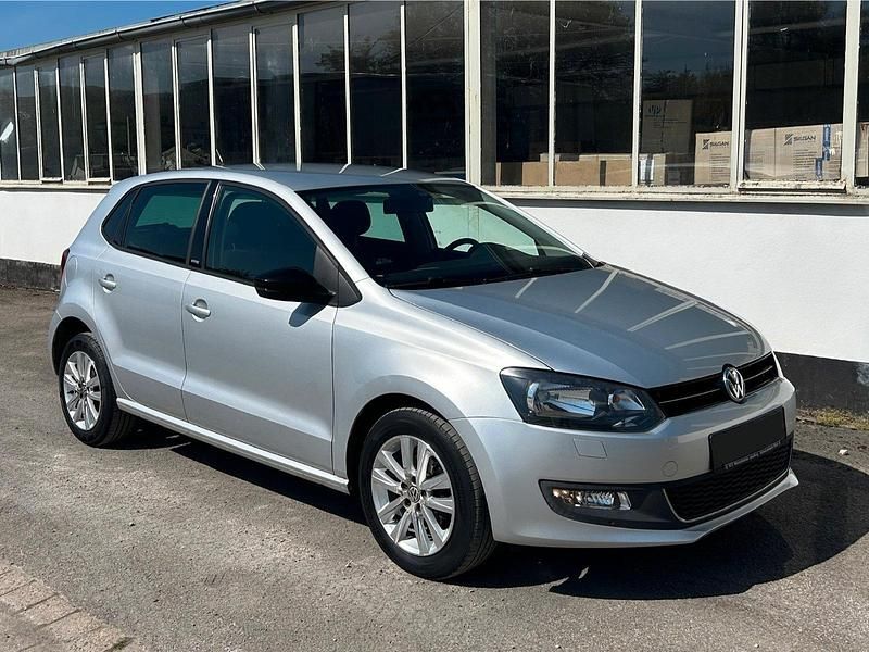 Gebraucht VW Polo Style 70 PS (51 kW) 2012 Silber Kleinwagen