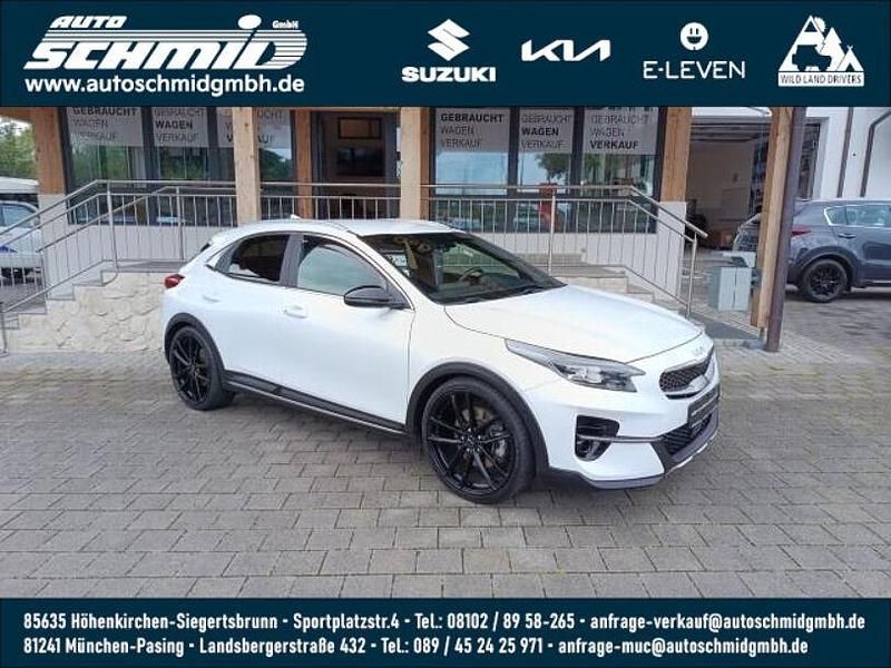 Weiß Gebraucht 2022 Kia XCeed Black Xdition SUV | 25.960 € (Fairer Preis) - Bild 1/3