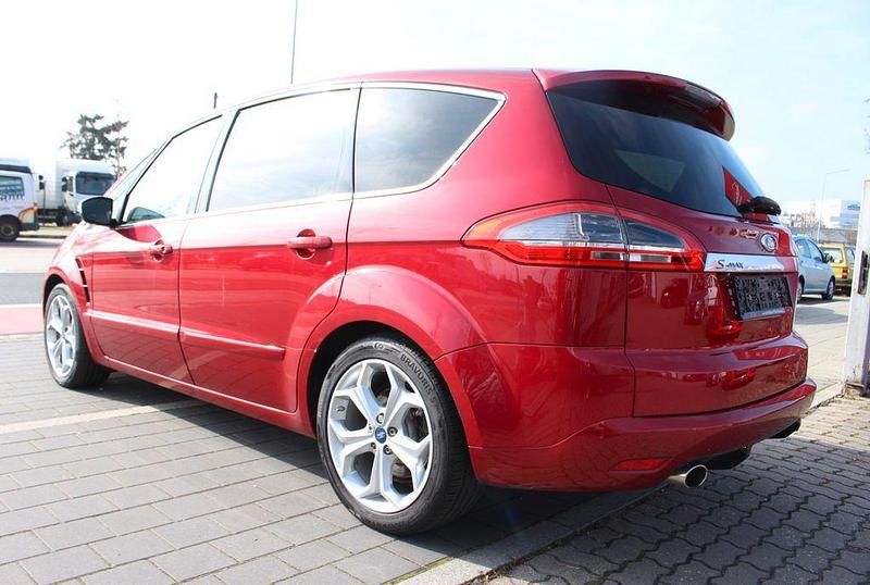 Gebraucht Ford S-MAX Titanium 200 PS (147 kW) 2014 Rot Van / Kleinbus