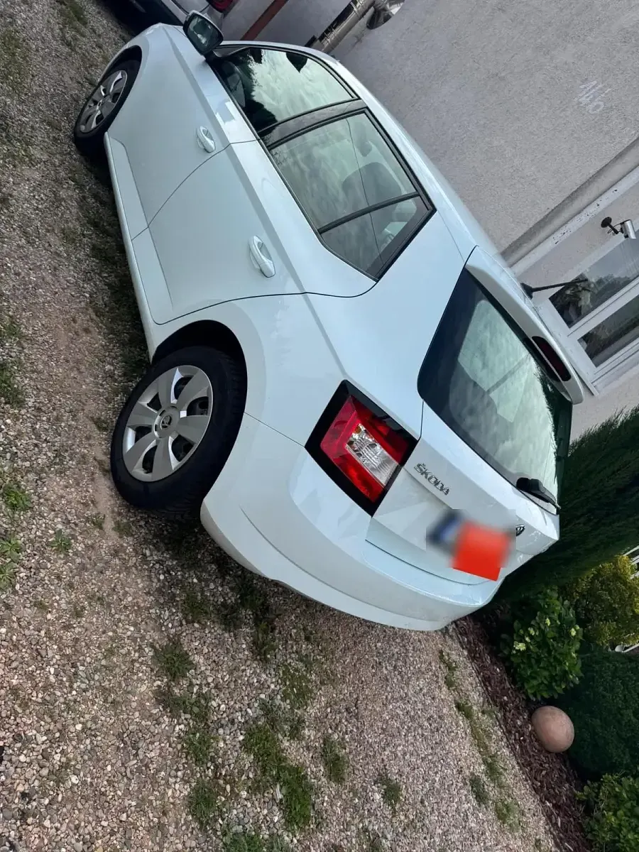 Gebraucht Skoda Fabia 90 PS (66 kW) 2018 Weiß Kleinwagen