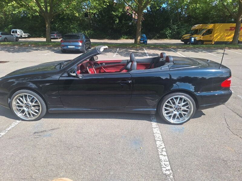 Schwarz Gebraucht 2001 Mercedes CLK430 Avantgarde Cabrio | 15.000 € (Teuer) - Bild 1/4