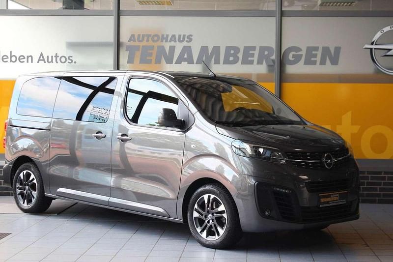 Grau Gebraucht 2021 Opel Zafira Life Van | 44.900 € (Teuer) - Bild 1/4