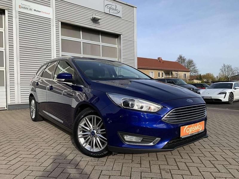 Gebraucht Ford Focus Titanium 150 PS (110 kW) 2017 Blau Kombi