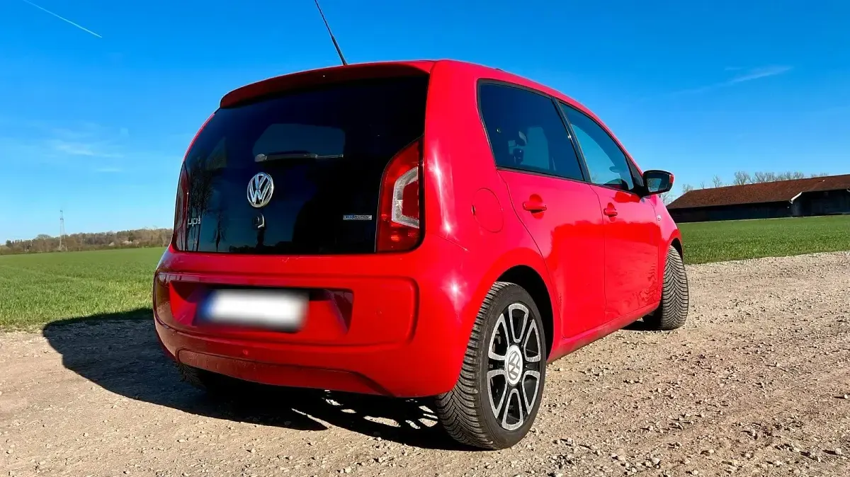 Gebraucht VW up! 75 PS (55 kW) 2012 Rot Kleinwagen