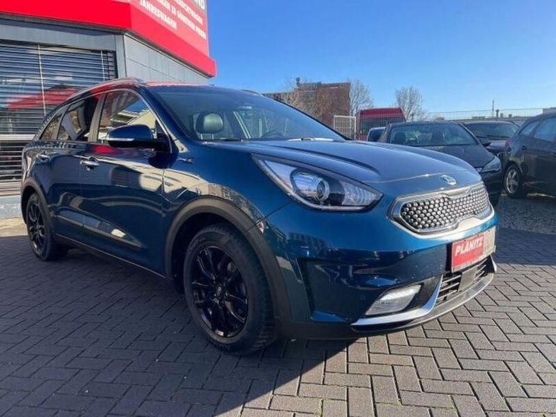 Gebraucht Kia Niro Spirit 105 PS (77 kW) 2017 Blau SUV