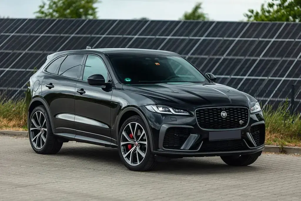 Gebraucht Jaguar F-Pace SVR 551 PS (405 kW) 2022 Schwarz SUV
