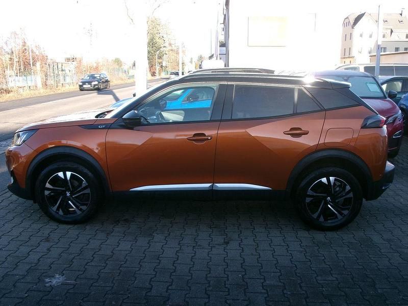 Gebraucht Peugeot 2008 GT 131 PS (96 kW) 2022 Orange SUV