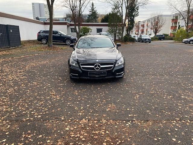 Schwarz Gebraucht 2011 Mercedes CLS350 AMG Coupé | 12.500 € (Guter Preis) - Bild 1/4